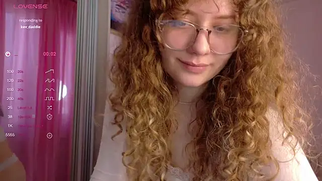 Snapshot of Milounee chatting on 02-28-26, 06:58 Milounee online show from 02-28-26, 06:58