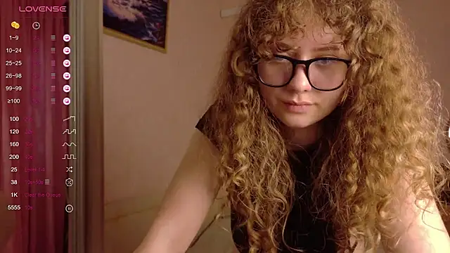 Snapshot of Milounee chatting on 02-28-26, 07:04 Milounee online show from 02-28-26, 07:04