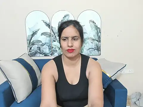 sara conorr online show from 05-26-26, 03:46