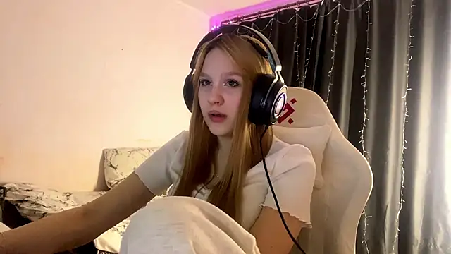 axin burnell online show from 03-19-26, 04:55