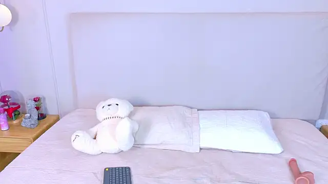 JosselynBrown online show from 02-08-26, 01:14