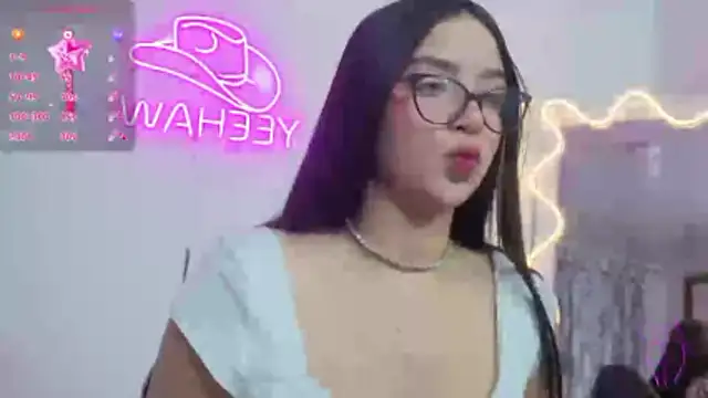 MILAH TAY online show from 02-12-26, 11:49