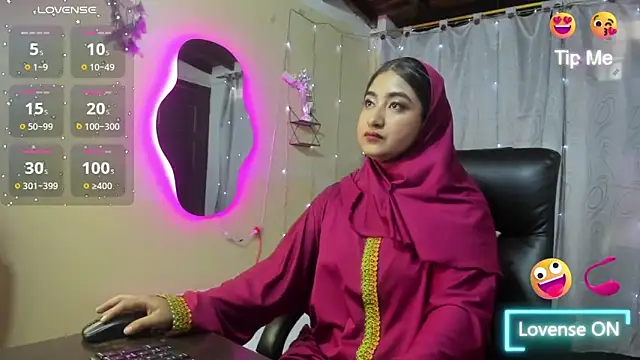 SamiraAwada online show from 03-26-26, 06:57