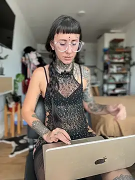 xsadtanas online show from 02-25-26, 04:38