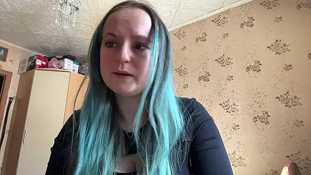 Bubblegum Tempt online show from 03-12-26, 07:03