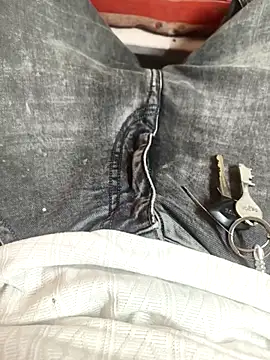 Snapshot of rubitrides11 chatting on 02-13-26, 07:37 rubitrides11 online show from 02-13-26, 07:37