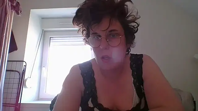 OIseauNoir88 online show from 03-25-26, 02:56