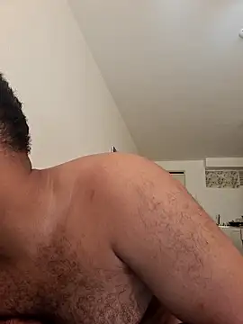 Snapshot of KLEYTON33 chatting on 02-05-26, 02:33 KLEYTON33 online show from 02-05-26, 02:33