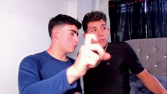 Snapshot of naughtysalomonn chatting on 04-09-26, 08:58 naughtysalomonn online show from 04-09-26, 08:58