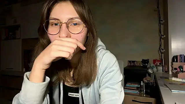 Snapshot of Miaaa_Moon chatting on 02-11-26, 04:34 Miaaa Moon online show from 02-11-26, 04:34