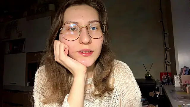 Snapshot of Miaaa_Moon chatting on 03-03-26, 04:24 Miaaa Moon online show from 03-03-26, 04:24