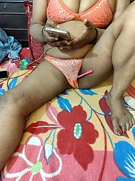 Red Wine444 online show from 02-22-26, 04:16