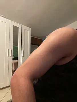 alessand180521 online show from 02-14-26, 07:32