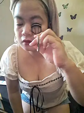 Snapshot of Zyramae_25 chatting on 07-16-26, 02:50 Zyramae 25 online show from 07-16-26, 02:50