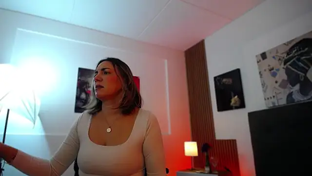 Snapshot of milfsecret69 chatting on 05-28-26, 10:45 milfsecret69 online show from 05-28-26, 10:45