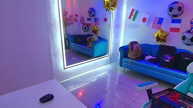 Madame scarlett online show from 06-15-26, 11:34
