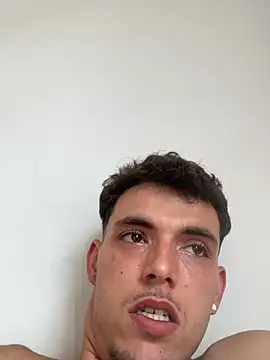 manu156789 online show from 07-18-26, 02:43