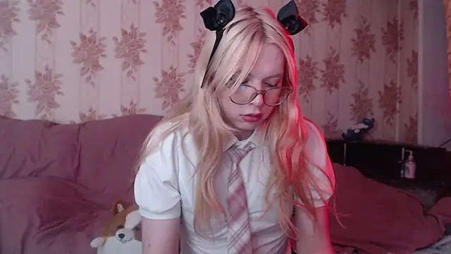 Cutie Bambi online show from 02-07-26, 12:20