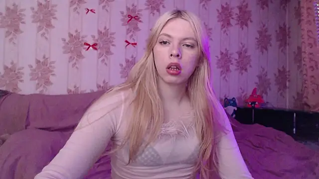 Cutie Bambi online show from 02-21-26, 11:00