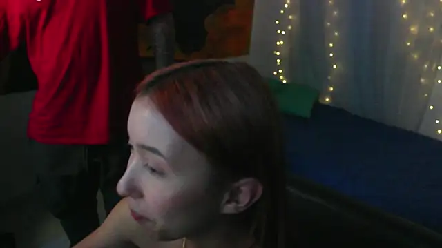 Snapshot of RoseSinsDonViktor chatting on 05-27-26, 03:36 RoseSinsDonViktor online show from 05-27-26, 03:36