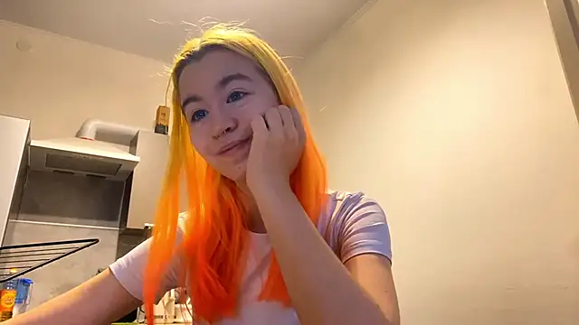 EmilyHein online show from 02-02-26, 06:12