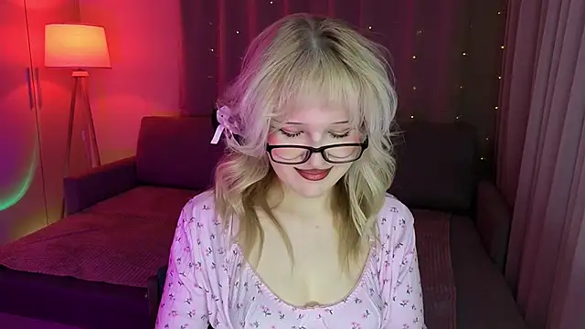 Mary Piersen online show from 03-12-26, 11:22