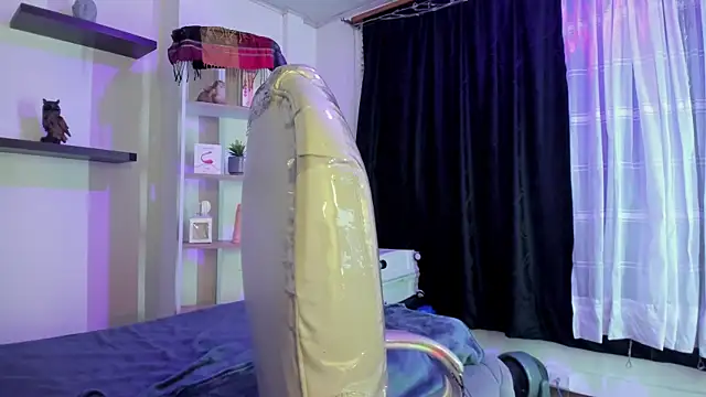 Miniadelf online show from 03-24-26, 08:58