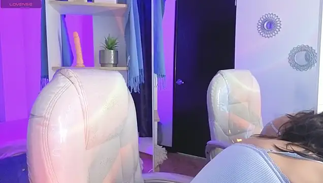 Miniadelf online show from 04-23-26, 08:55