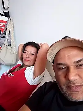 wessAndSandri online show from 03-25-26, 07:42