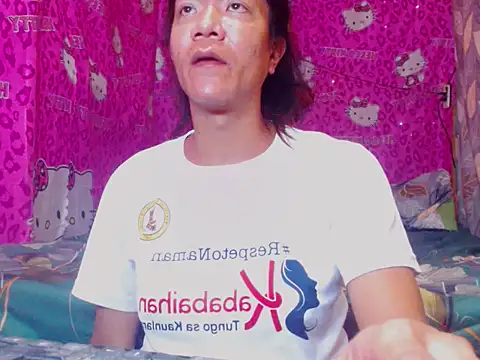 Snapshot of Angelofcumts chatting on 04-13-26, 01:22 Angelofcumts online show from 04-13-26, 01:22