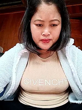 Snapshot of Mayly_Sweet chatting on 02-15-26, 03:25 Mayly Sweet online show from 02-15-26, 03:25