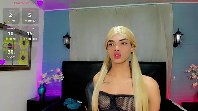 Karol Vanessa   online show from 06-08-26, 11:54