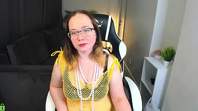 Snapshot of Dixon_Ross chatting on 06-16-26, 11:46 Dixon Ross online show from 06-16-26, 11:46