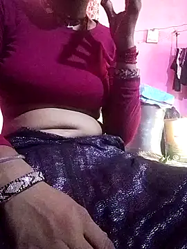 Snapshot of Kajal8070 chatting on 06-17-26, 09:01 Kajal8070 online show from 06-17-26, 09:01