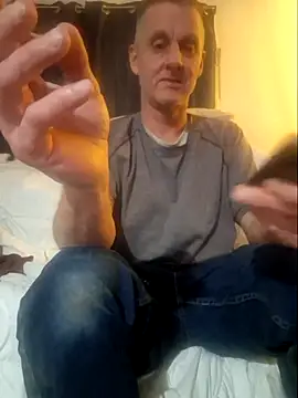 sexy hottie guy online show from 04-21-26, 02:51