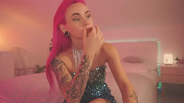 Sarah Pink online show from 12-02-24, 03:14