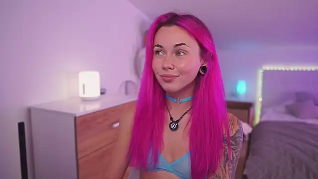 Sarah Pink online show from 09-11-25, 04:29