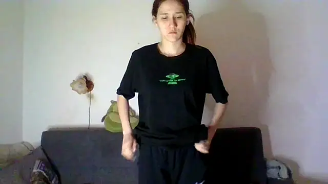 NickiKisinger online show from 04-02-26, 05:05