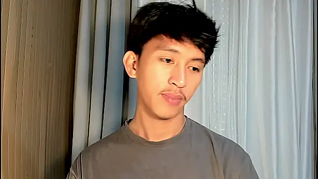  andrie69  online show from 04-10-26, 07:07