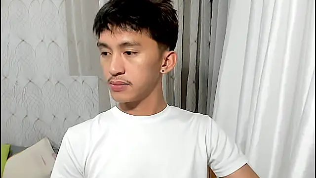  andrie69  online show from 04-20-26, 01:03