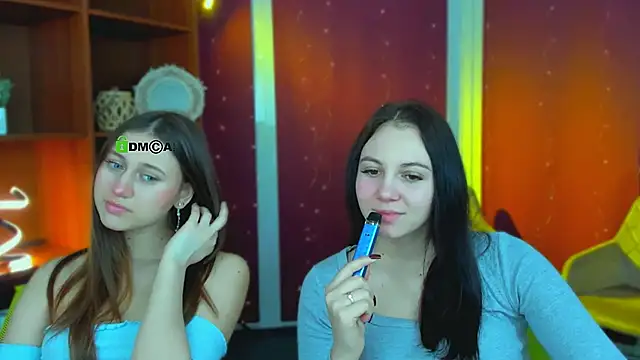 arianaa cat online show from 03-11-26, 06:19