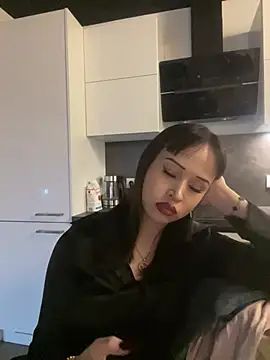 Snapshot of Just-Lilly chatting on 05-17-26, 03:26 Just-Lilly online show from 05-17-26, 03:26