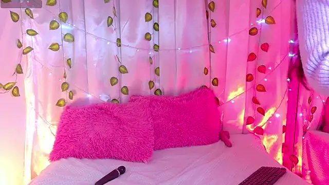 AlannaSmiless online show from 03-30-26, 01:12