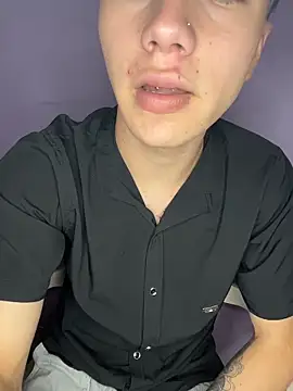 Snapshot of AlexanderCollman2 chatting on 03-07-26, 10:40 AlexanderCollman2 online show from 03-07-26, 10:40