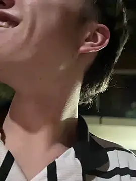 AlexanderCollman2 online show from 04-09-26, 08:53