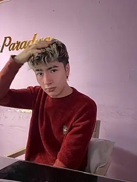 AlexanderCollman2 online show from 04-13-26, 03:01