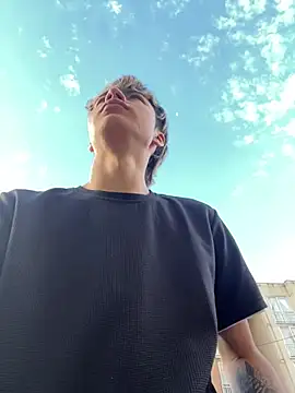 AlexanderCollman2 online show from 04-23-26, 10:34