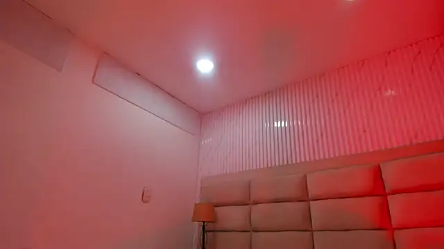 Snapshot of CarolineFyre chatting on 03-04-26, 12:55 CarolineFyre online show from 03-04-26, 12:55