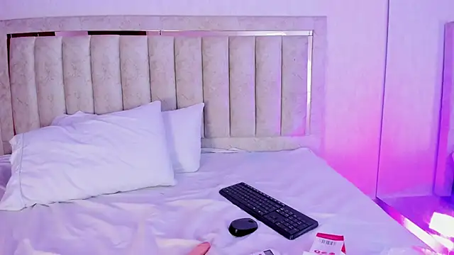 SeleneSantana online show from 02-27-26, 09:48