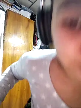 Snapshot of Merliah_1 chatting on 03-11-26, 06:36 Merliah 1 online show from 03-11-26, 06:36